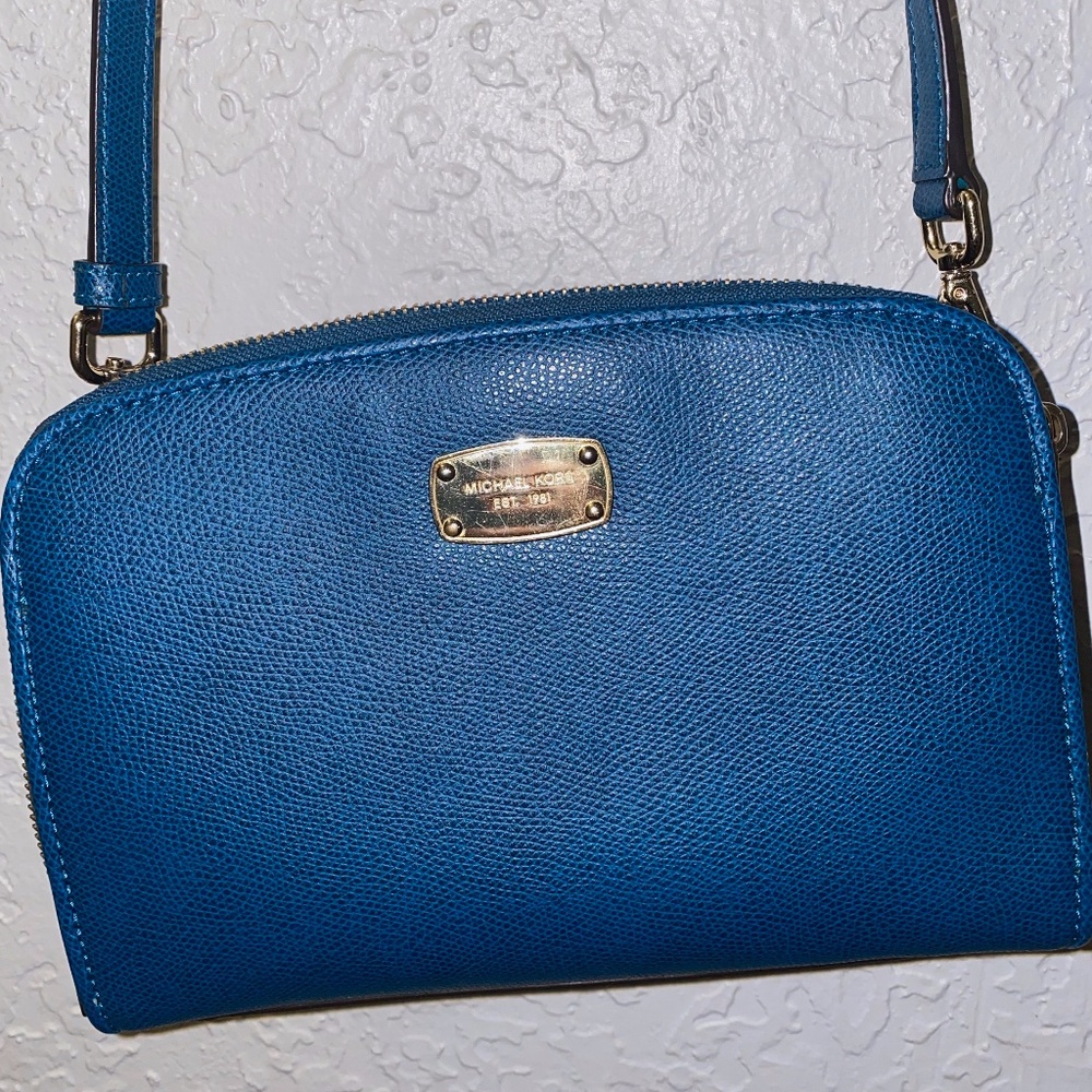 Teal Michael Kors Crossbody Pruse